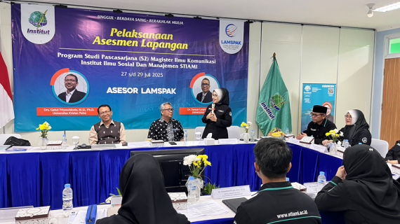 Assesmen Lapangan Prodi Magister Ilmu Komunikasi Bersama Tim Asesor Lamspak